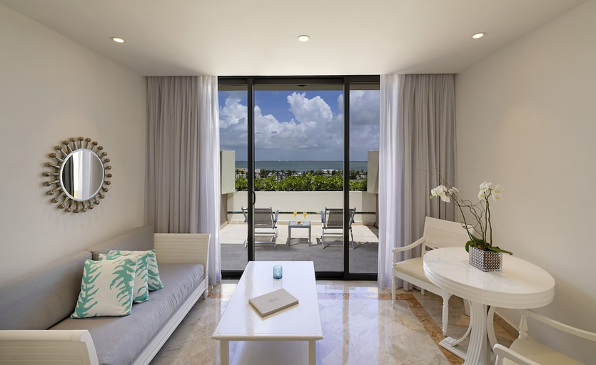 Others 3, Paradisus Cancun, Benito Juárez