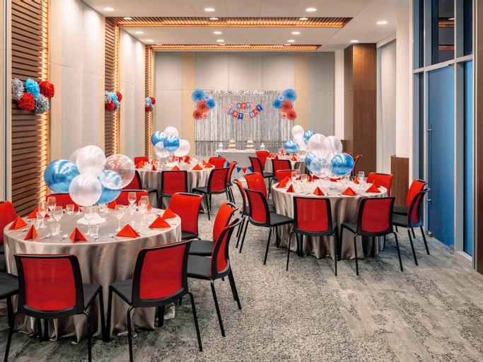 Business Facilities 18
