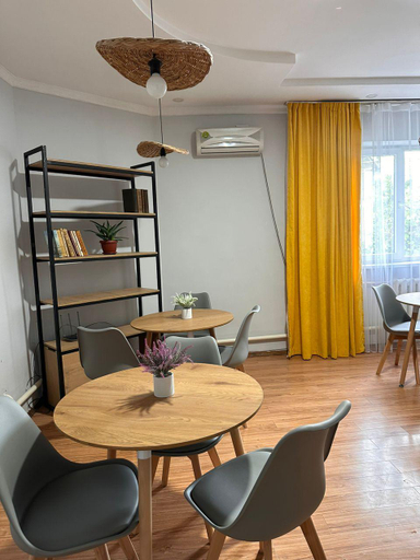 Others 5, Hostel Saruu, Bishkek