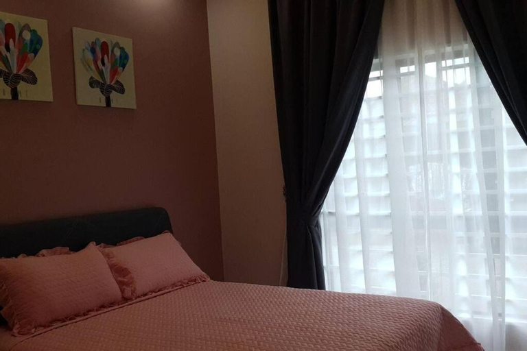 Bedroom 14