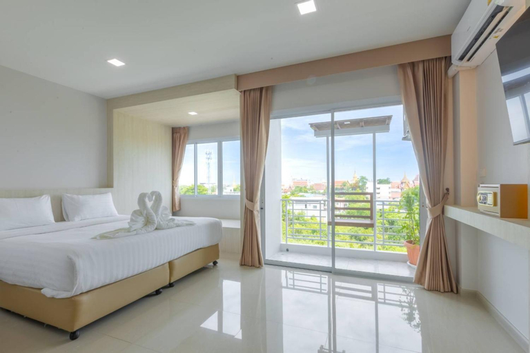 Bedroom 6