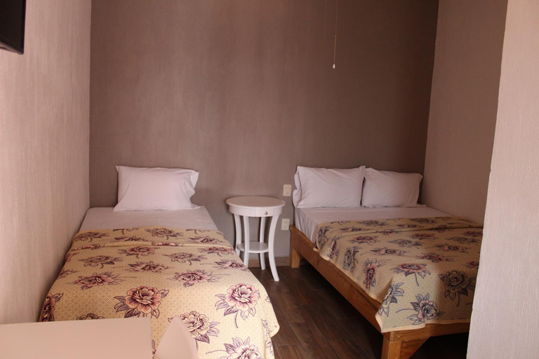 Bedroom 2, Hotel el Rinconcito Yuriria Gto, Yuriria