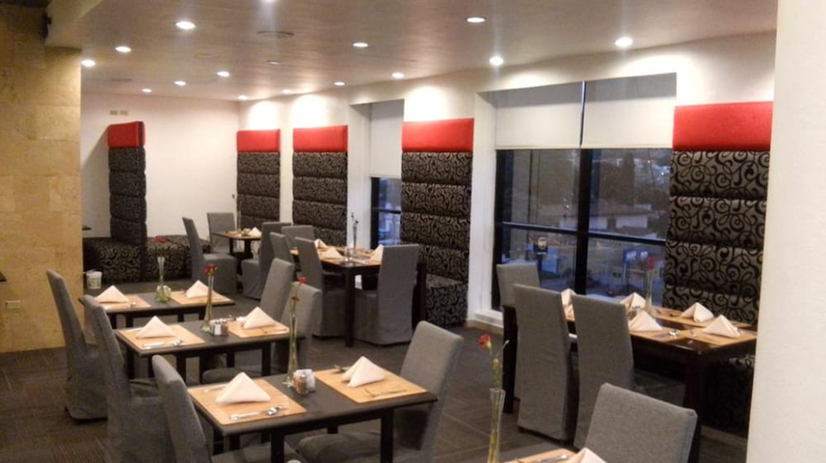 Food & Drinks 4, Minister Business Hotel, Distrito Central