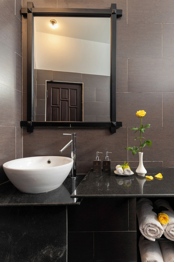 Bathroom 5, Green Tea Homestay, Da Nang