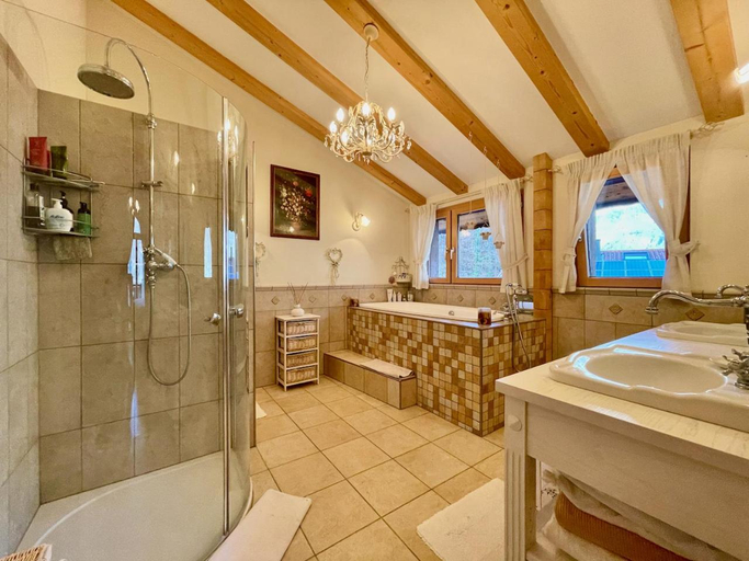 Others 3, Doodle's Amazing Chalet -Walensee - Flumserberg - Churfirsten - Heidiland - Pool - Sauna, Sarganserland