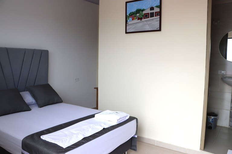 Bedroom 2, HOTEL GUAMO PLAZA, Guamo