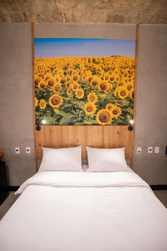 Bedroom 2, CAMPOS DE HOLAMBRA INN, Paranaparema
