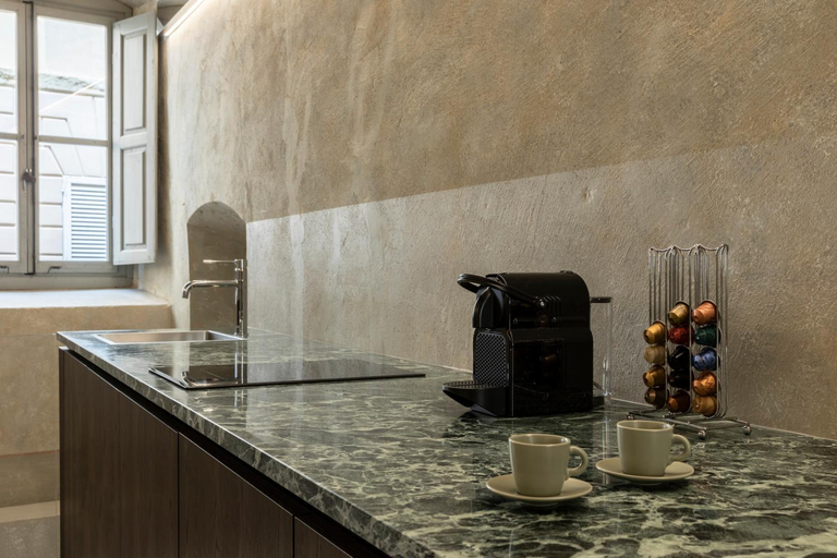 Others 4, CHIAROMANNI SUITE, Arezzo