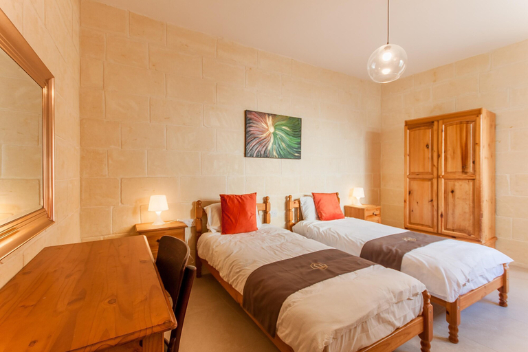 Room 5, Naduri Beautiful Gozitan Villa Pool
