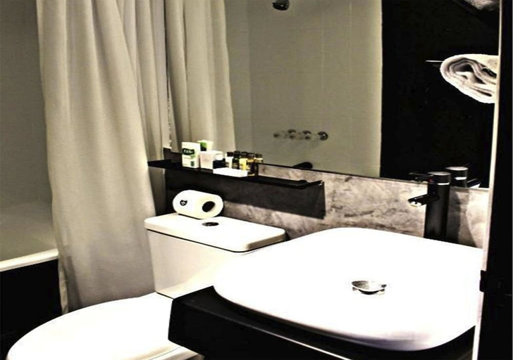 Bathroom 3, BTH Hotel Boutique Concept, Lima