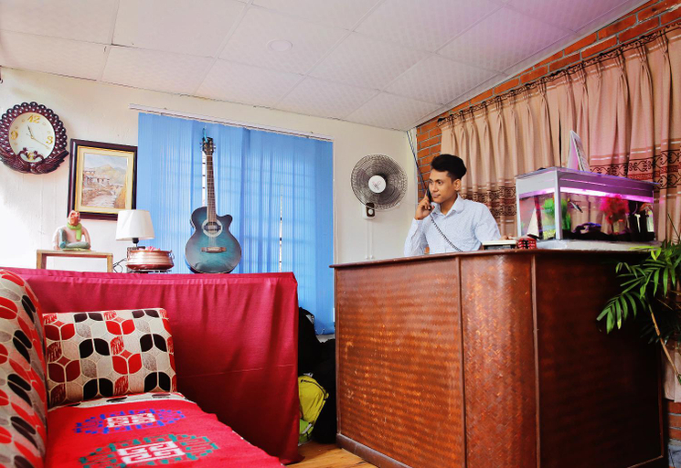 Public Area, Hotel Hakoniwa, Gandaki