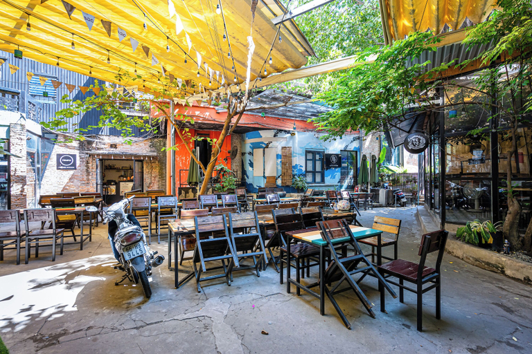 Food & Drinks 5, HoLo Bato SaiGon - Serviced HomeStay, District 1