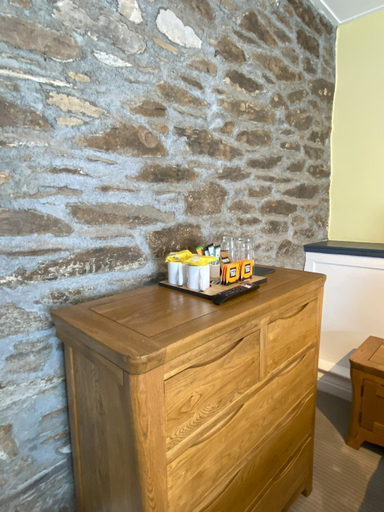 Others 5, Jubilee Inn, Cornwall