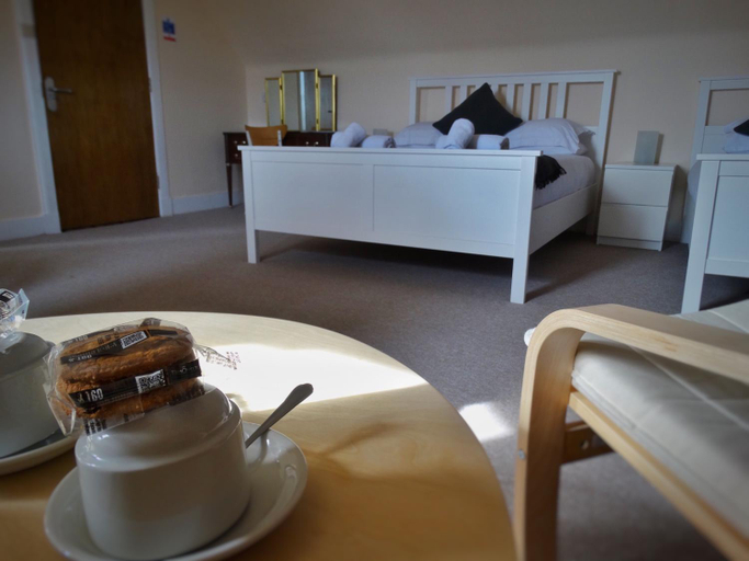 Others 4, Kilchoan Hotel, Highland