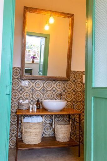 Bathroom 3, Masseria Ferarelli Trepizzi, Lecce