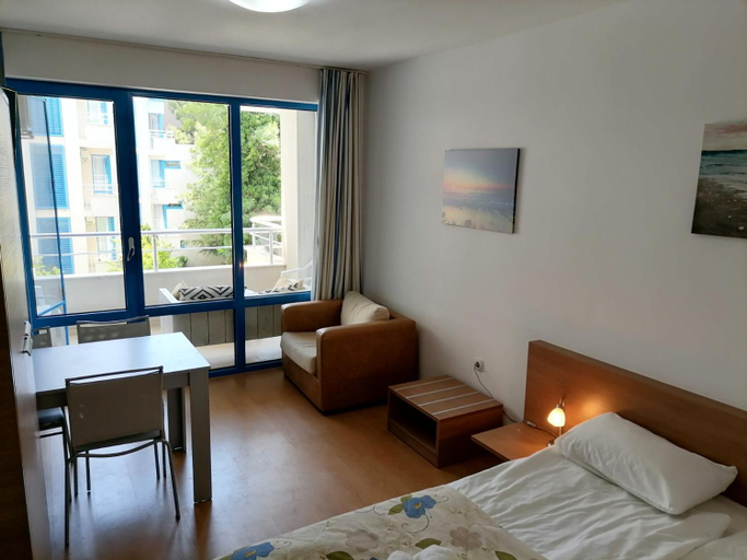 Bedroom 2, Private apartments Aparthotel Excelsior, Nesebar