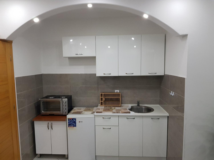 Others 3, Apartmani MINA