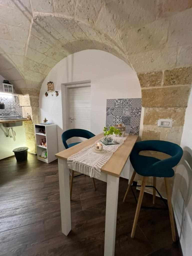 Others 4, Al centro exclusive apartment, Brindisi