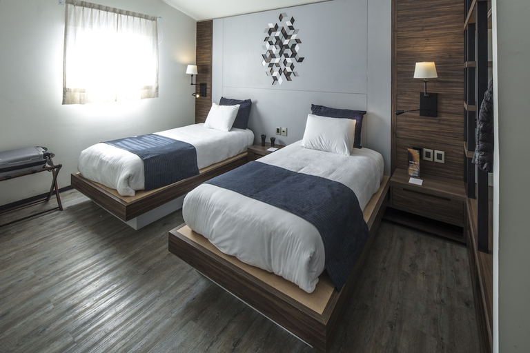 Bedroom 2, FlowSuites WTC, Mexico City