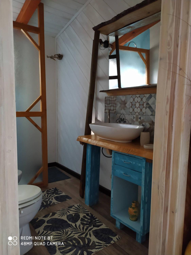 Bathroom, Room inside Casa Castiglia a Woodhouse with shared terrace with Beautiful View Madonie Park, Palermo