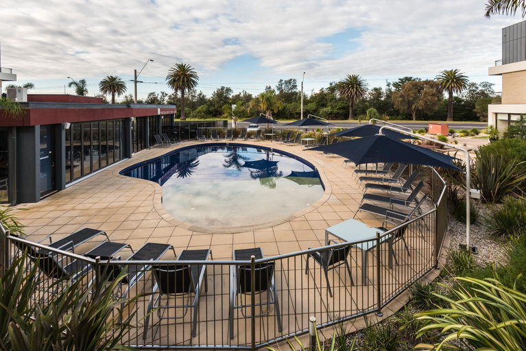 Sport & Beauty 2, The Esplanade Resort And Spa, E. Gippsland - Bairnsdale