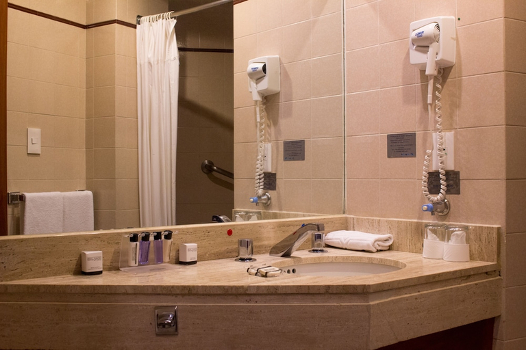 Bathroom 2, MARLOWE, Mexico City