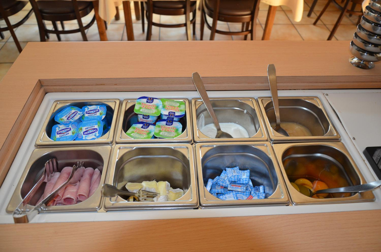 Others 4, Hotel Les Bruyeres, Haute-Savoie