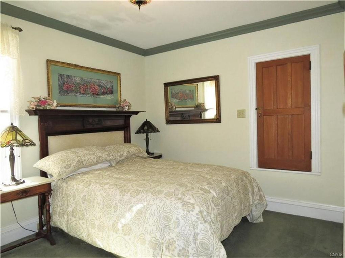 Others 4, Raindrops On Roses Bed & Breakfast, Herkimer