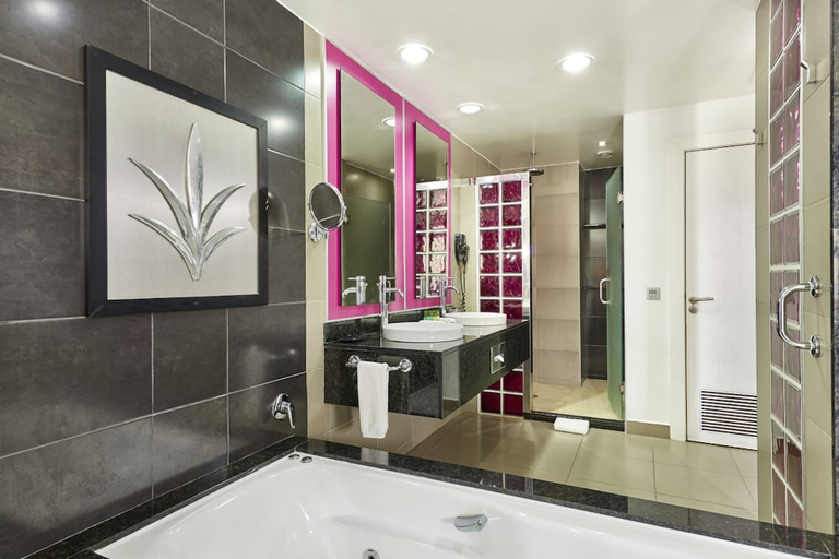 Bathroom 5, Riu Palace Mexico - All Inclusive, Cozumel