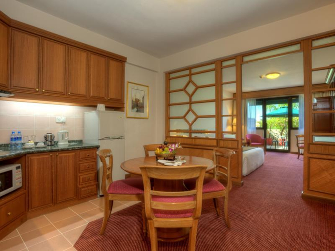Dining Room 2