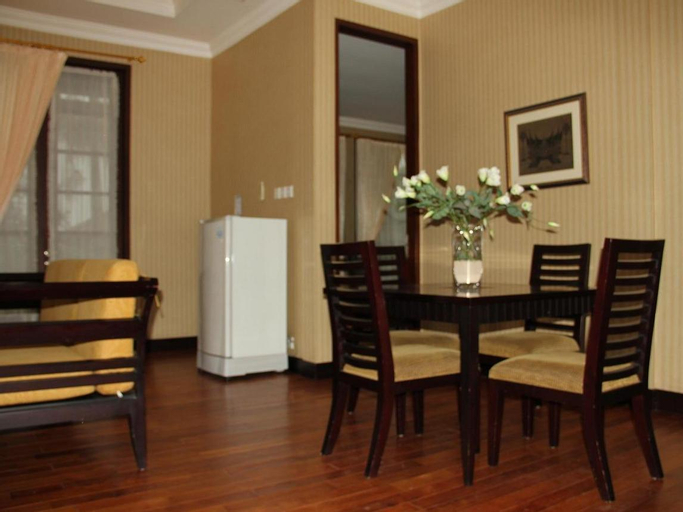 Dining Room 3