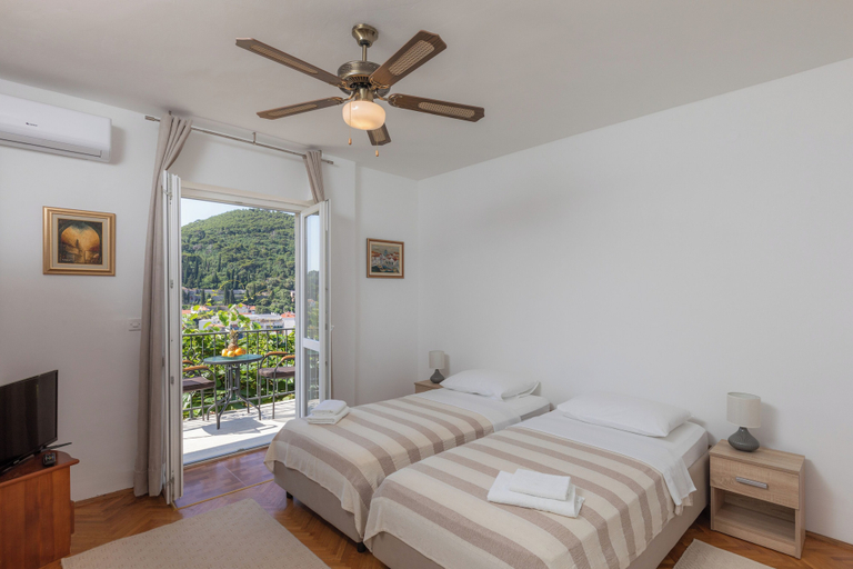 Bedroom 2, Begović Guest House, Dubrovnik