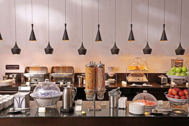 Food & Drinks 5, Hampton By Hilton Panama, Panamá