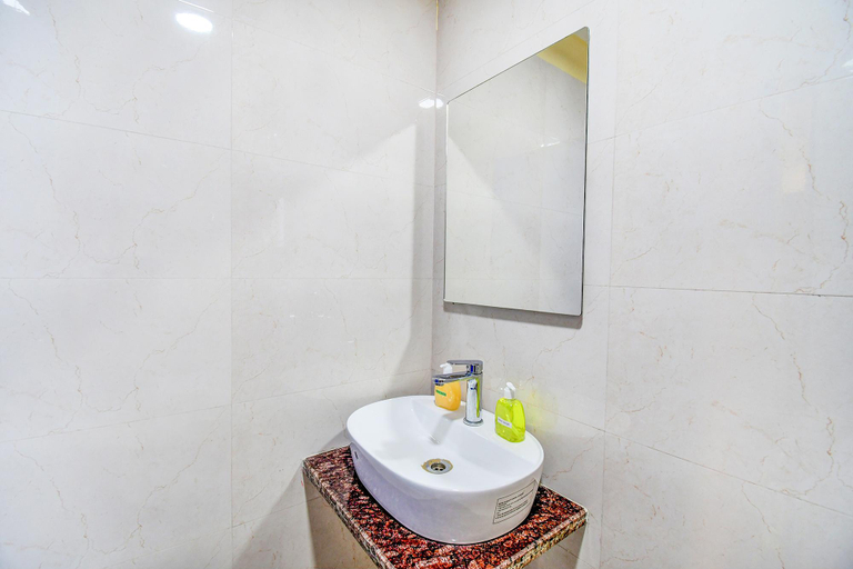 Bathroom 4, FabHotel Aqua Tulip - Nr. Milan Mela, Kolkata