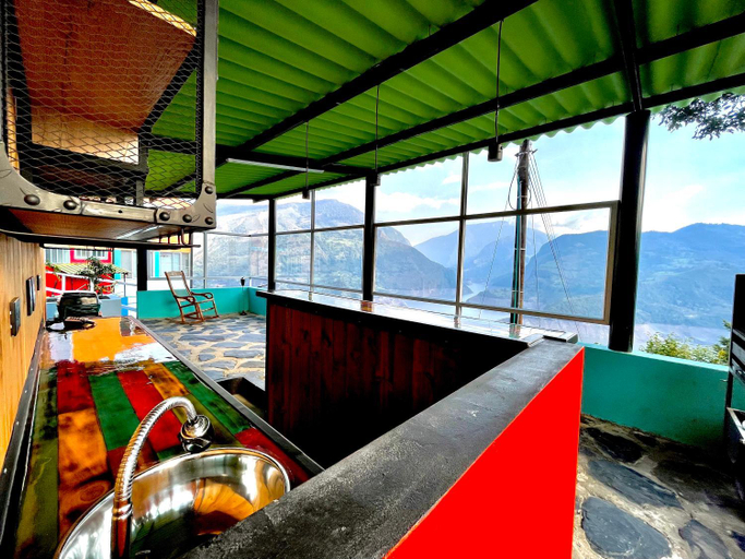 Food & Drinks, La Vista EcoHouse, Macanal