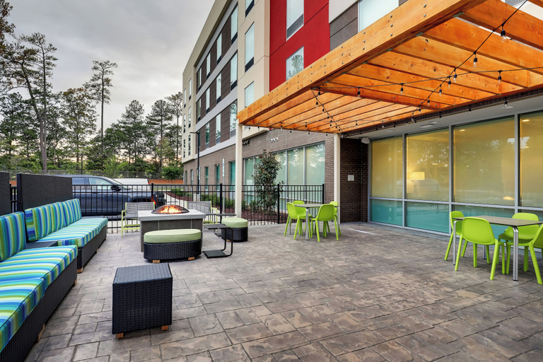 Food & Drinks 5, Home2 Suites By Hilton Sanford, Lee