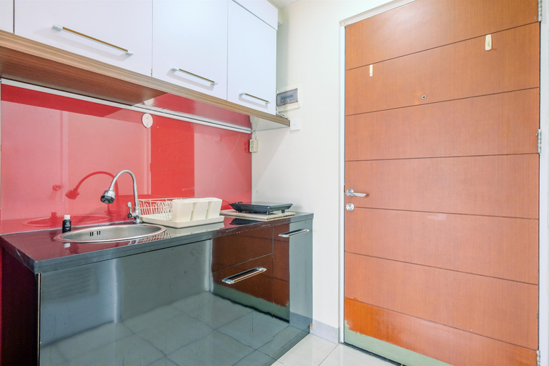 Others 4, Modern Look Studio at Taman Melati Margonda Apartment By Travelio, Depok