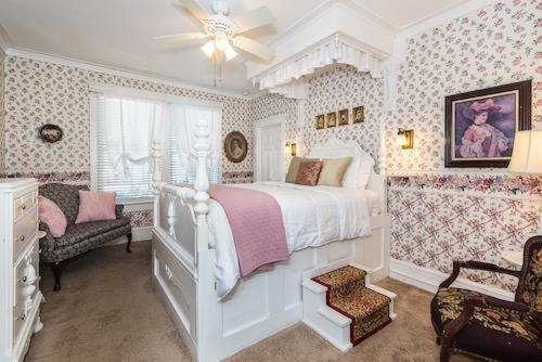 5, Old Powder House Inn, Saint Johns
