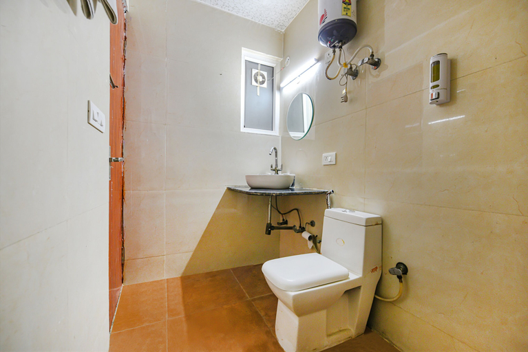 Bathroom 3, Fabhotel Prime The Dms Residency, Gautam Buddha Nagar