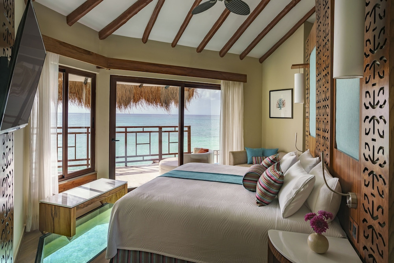 Bedroom 3, Palafitos Overwater Bungalows, All & More Inclusive - Adults Only - All inclusive, Cozumel