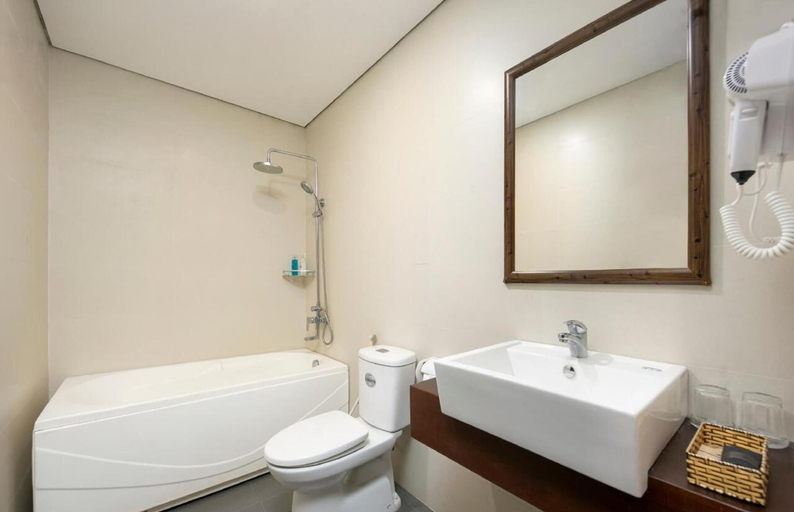 Bathroom 4, Lamore Hotel Da Nang, Da Nang