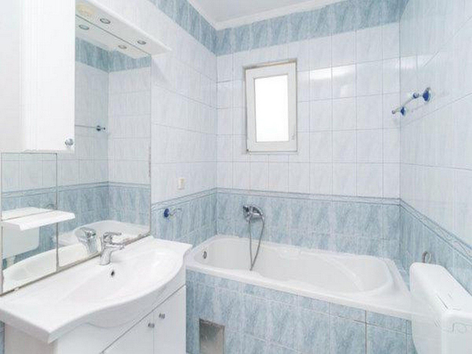 Bathroom 4, Apartment Stipic Omis, Omiš
