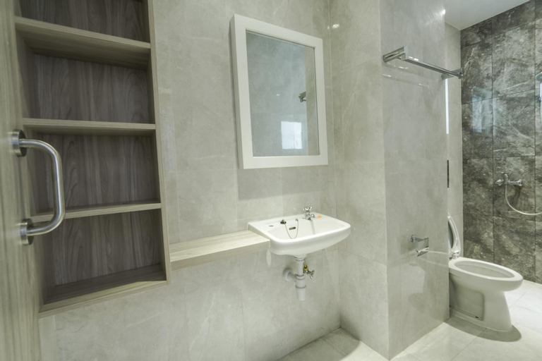 Bathroom 7
