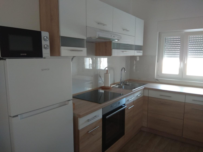Others 4, Apartments Alen, Vir