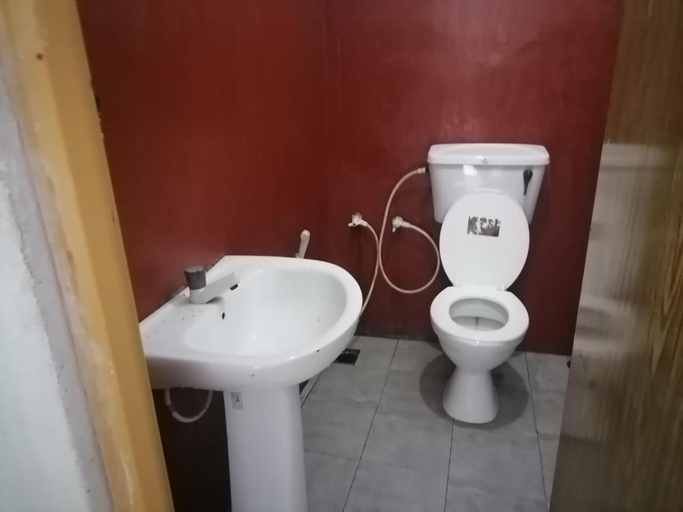 Bathroom 2, Pure Land Villa, Ambagamuwa