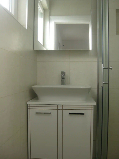 Others 4, Apartments Paula, Tisno