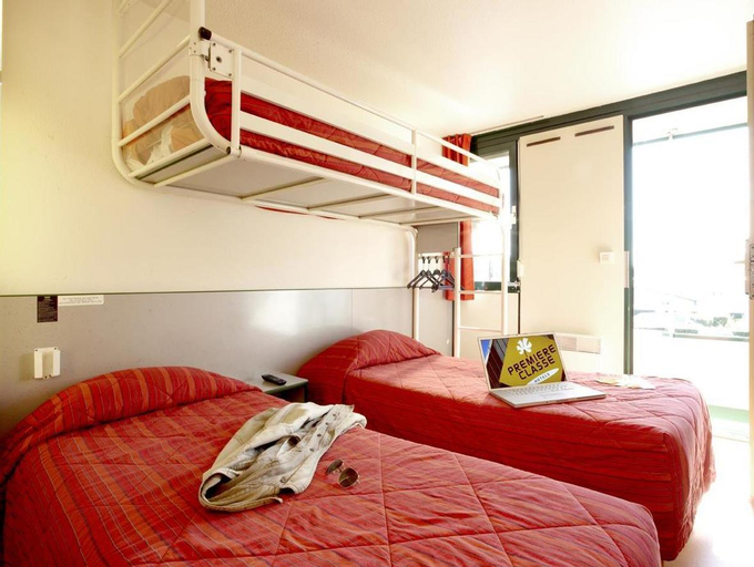 Bedroom 10