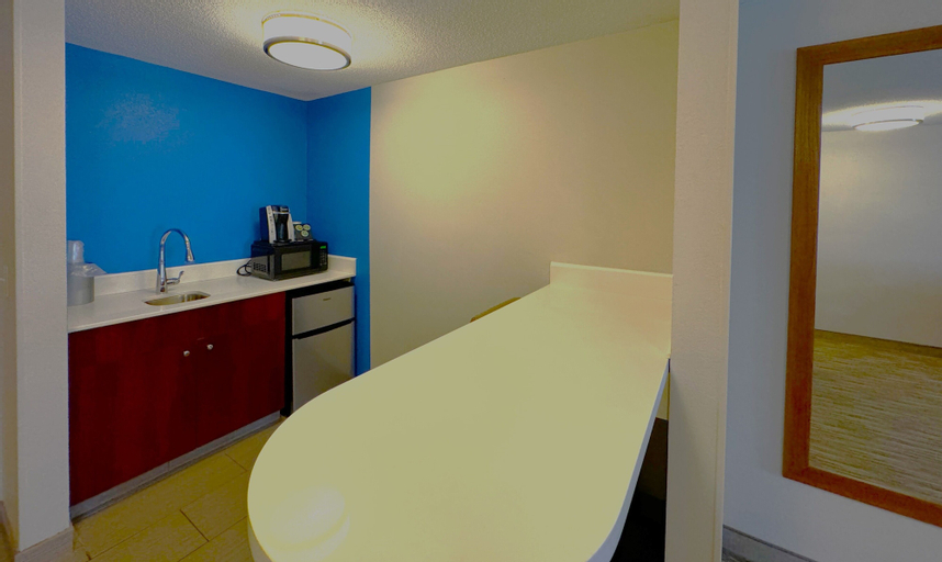Bedroom 16