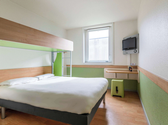 Bedroom 10