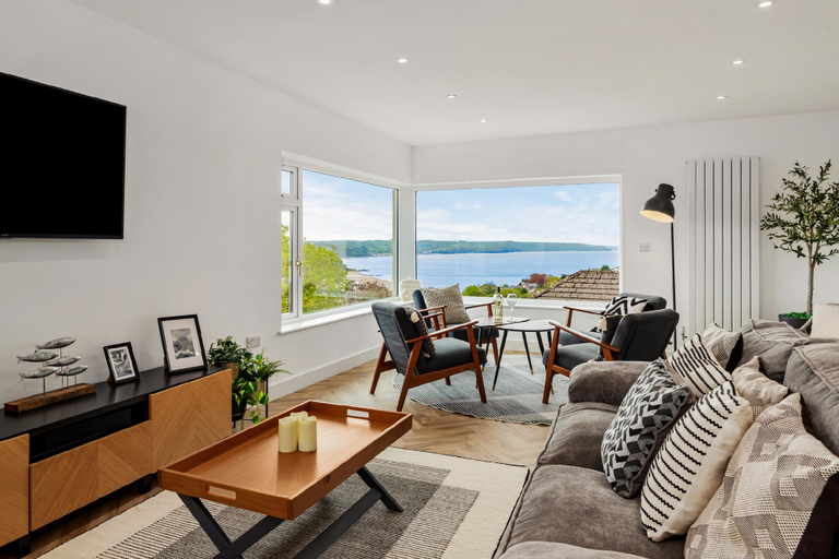 Others 4, Pen Gar - Elevated Sea Views, EV Charger, Pembrokeshire